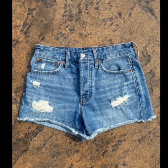 Madewell Relaxed Denim Shorts - Picture 1 of 3